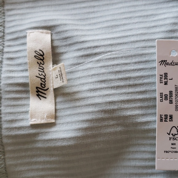 Madewell new short sleeves sage green round neck women's top size L - Picture 4 of 5